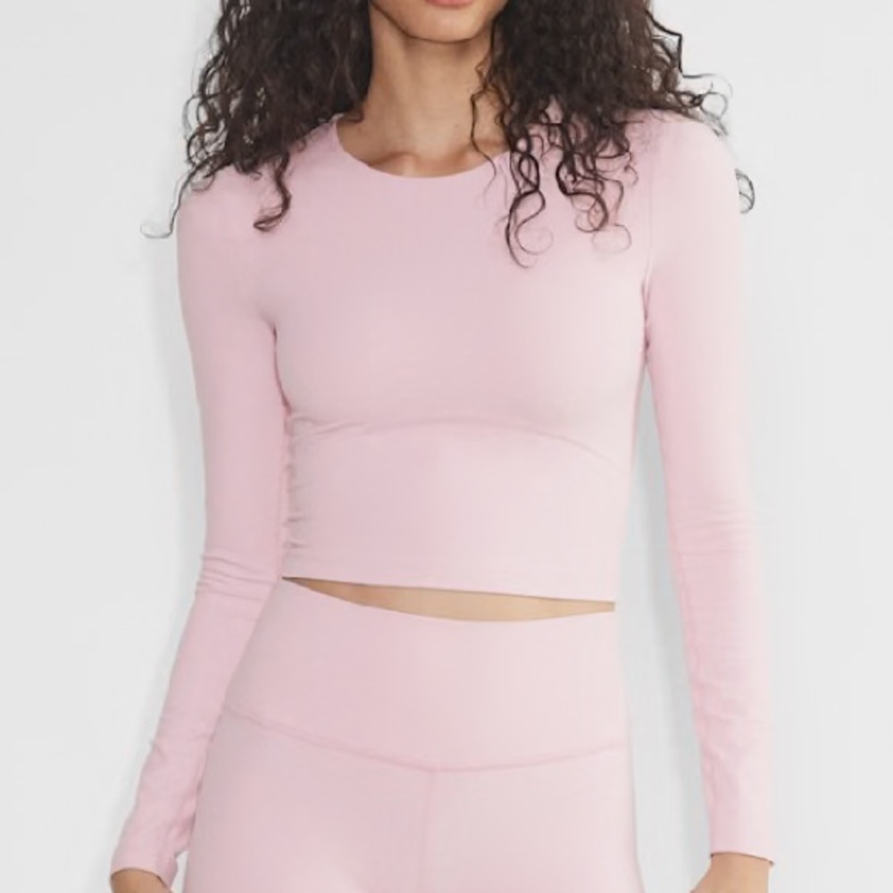 Aritzia TNA Butter Bound Longsleeve in Pink